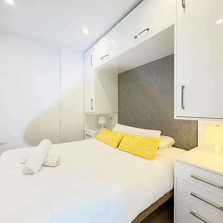 La De La Laguna Grupo Ac Gestion *