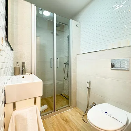 La De La Laguna Grupo Ac Gestion * 加的斯